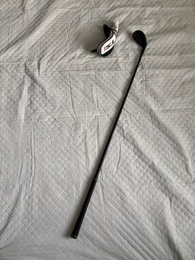 Titleist TSi1 Hybrid Golf Club - Right handed 4H stiff shaft